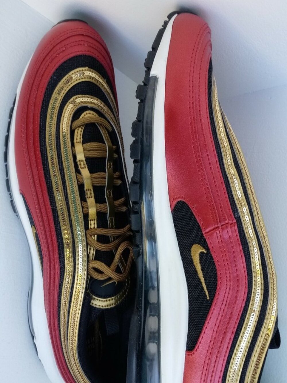 *NWB* Nike Air Max 97 Gold Sequin Women's 7.5, Youth 6, Men's 6 - Picture 16 of 16